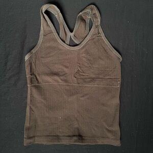women's workout top